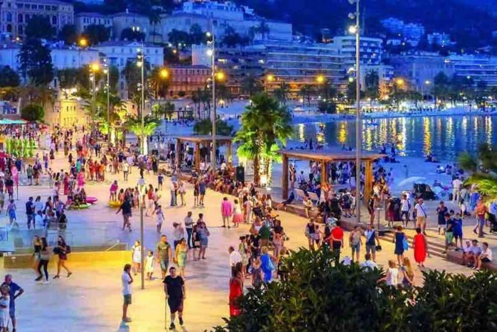 Monaco # Menton - 4 Persons - Hypercenter - Private Parking - Full Renovated - Clim - Fast Wifi - Beach And Sun 외부 사진