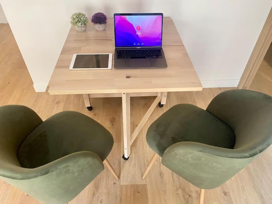 Monaco # Menton - 4 Persons - Hypercenter - Private Parking - Full Renovated - Clim - Fast Wifi - Beach And Sun 외부 사진