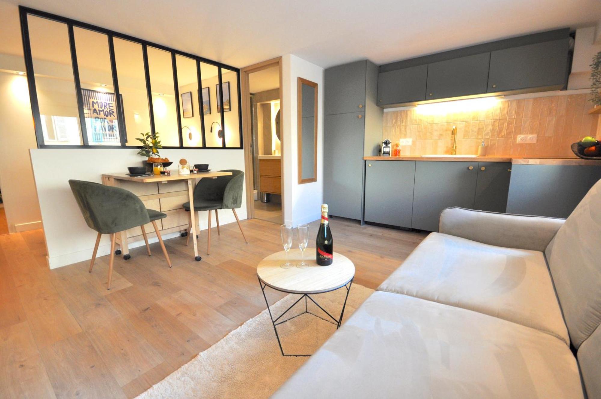 Monaco # Menton - 4 Persons - Hypercenter - Private Parking - Full Renovated - Clim - Fast Wifi - Beach And Sun 외부 사진