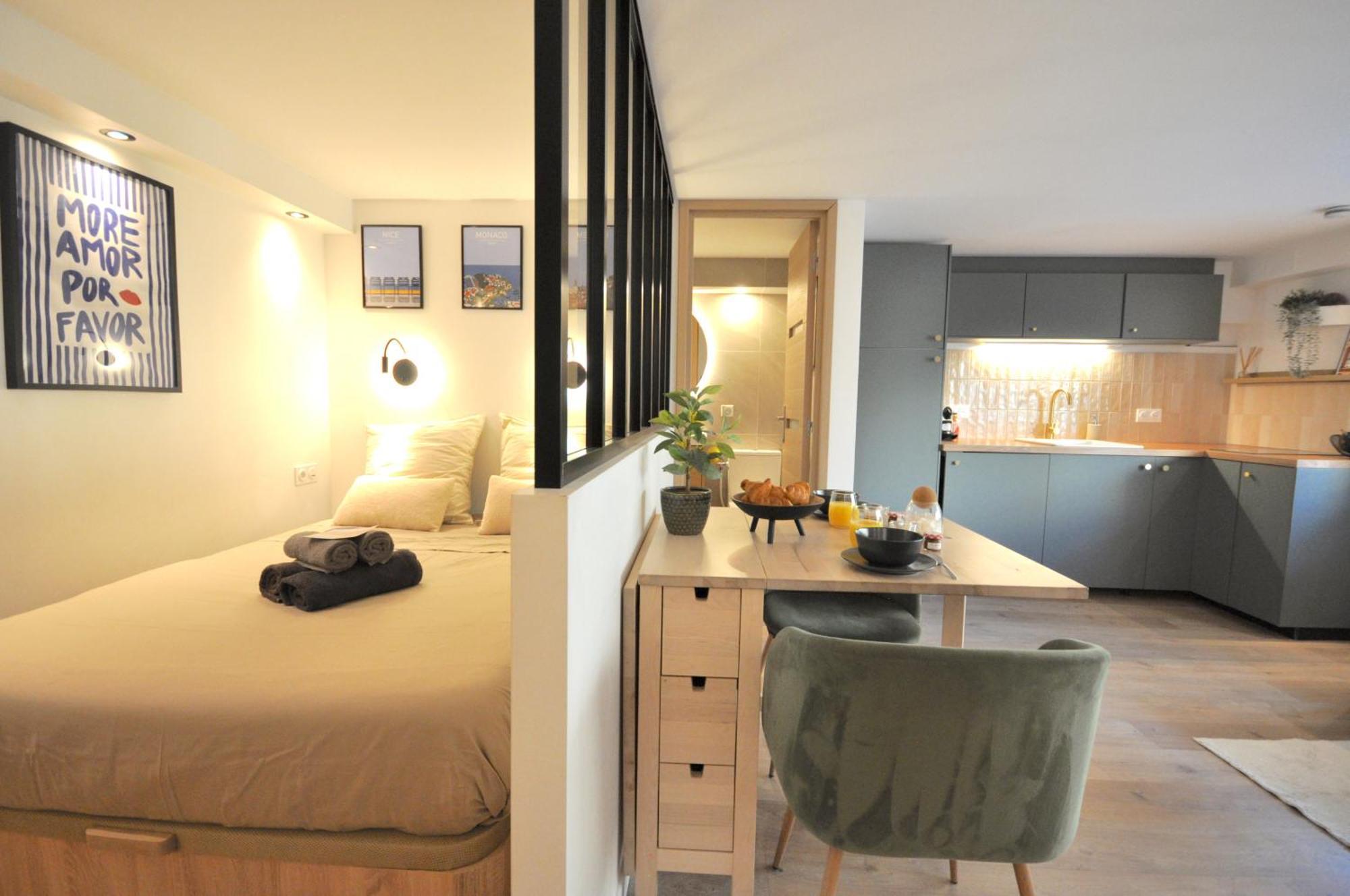 Monaco # Menton - 4 Persons - Hypercenter - Private Parking - Full Renovated - Clim - Fast Wifi - Beach And Sun 외부 사진